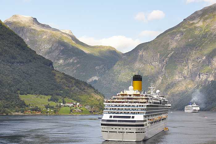 Kosher cruise of Norwegian fjords.