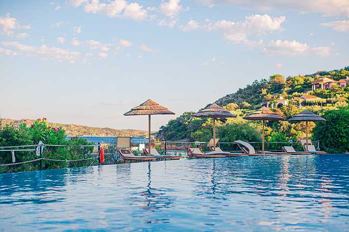Kosher hotels for summer vacation.