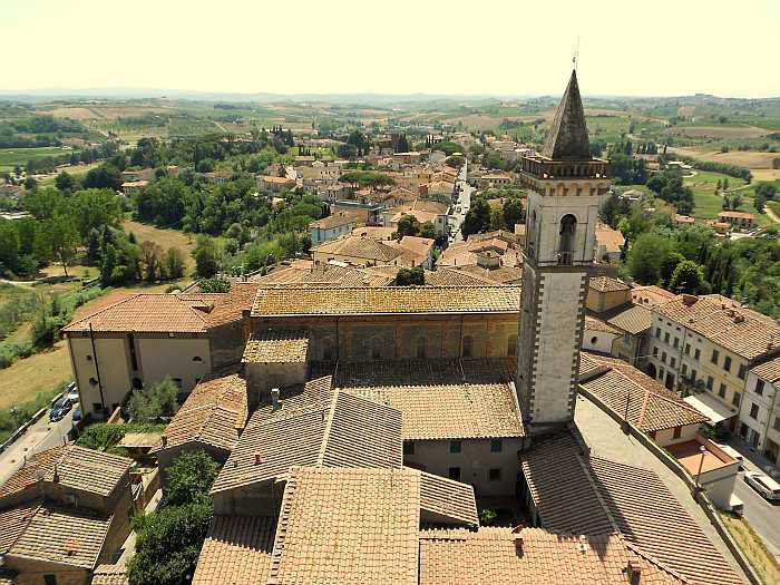 Day trip from Florence to Vinci, Italy.