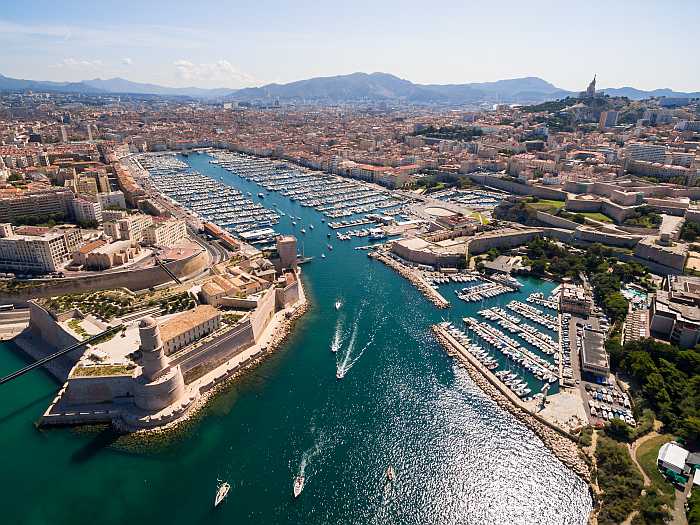 Kosher vacation guide to marseille, France.