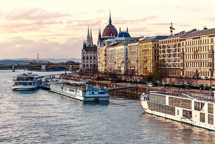 kosher river cruise - Budapest on the Danube river.