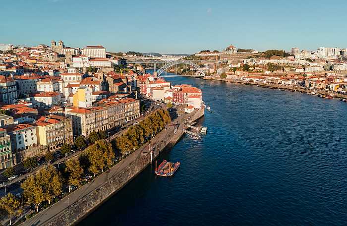 kosher river cruises europe-port on the douro river.