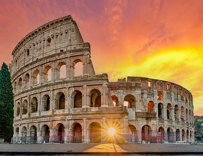 The Colosseum in Rome - Jewish Experience.