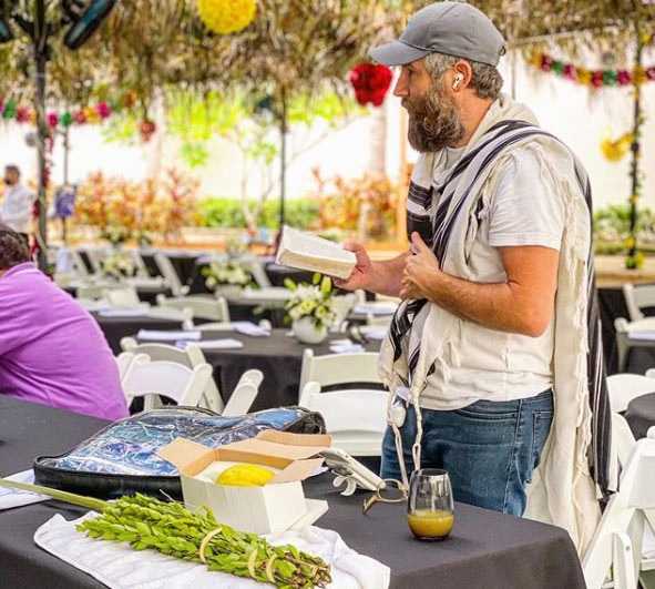 Sukkot program at the Sensira Riviera Maya Resort in Cancun with Royal Passover.
